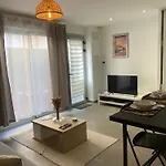 Apartmán Confortable - Parking Inclus - Proche Juan-les-pins Antibes