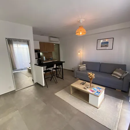 Confortable - Parking Inclus - Proche Juan-les-pins アンティーブ