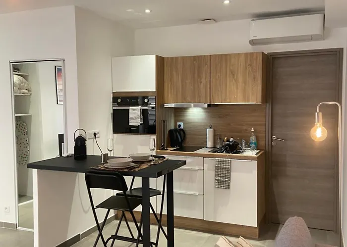 Confortable - Parking Inclus - Proche Juan-les-pins * 앙티브